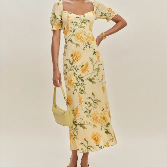 maxi linen white dress White Linen Maxi Dress Sleeveless with Fit and Flare Silhouette White / XS main image 1